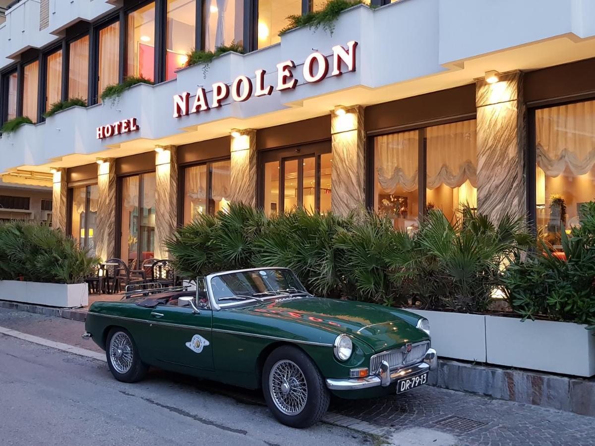 Hotel Napoleon Gabicce Mare Exterior photo